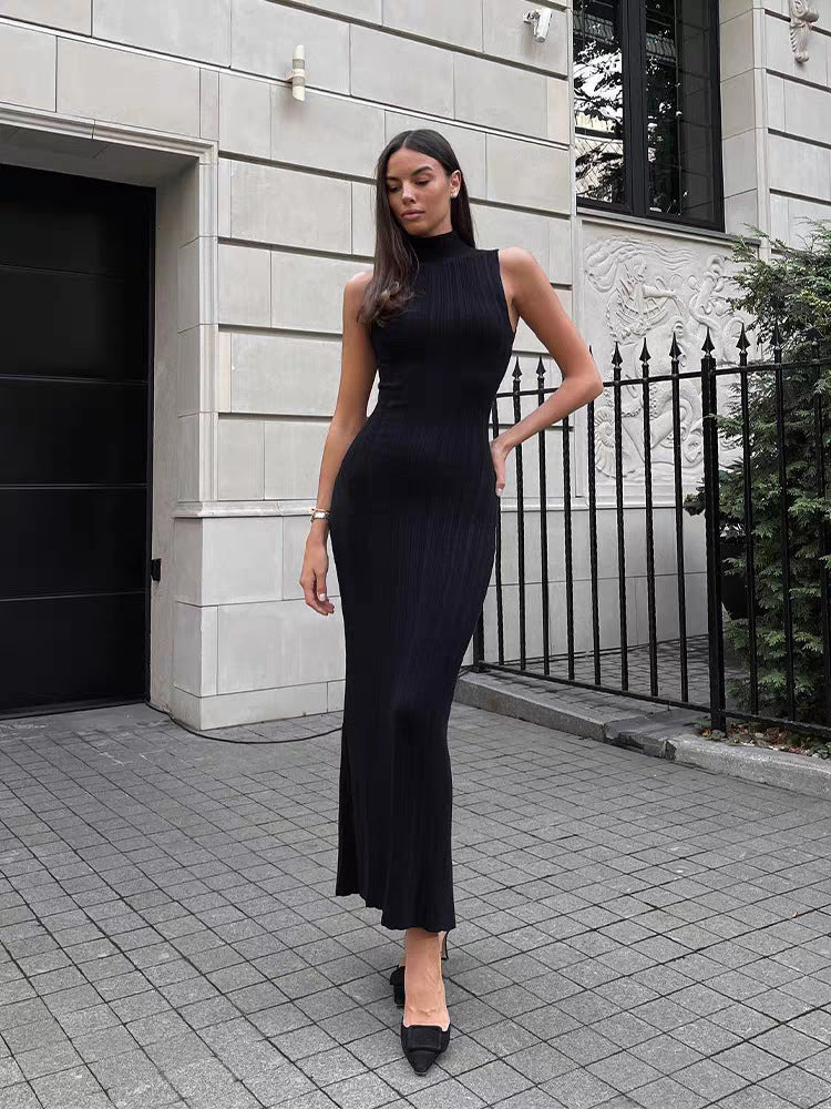 Slim-Fit Ribbed Midi Dress